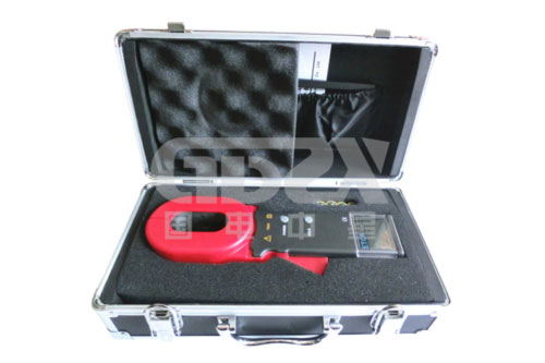 ETCR鉗形接地電阻測試儀.jpg ETCR鉗形接地電阻測試儀.jpg