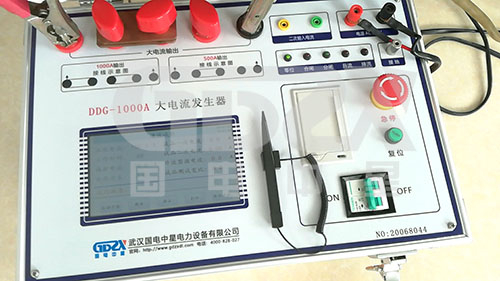 大電流發(fā)生器.jpg 大電流發(fā)生器.jpg